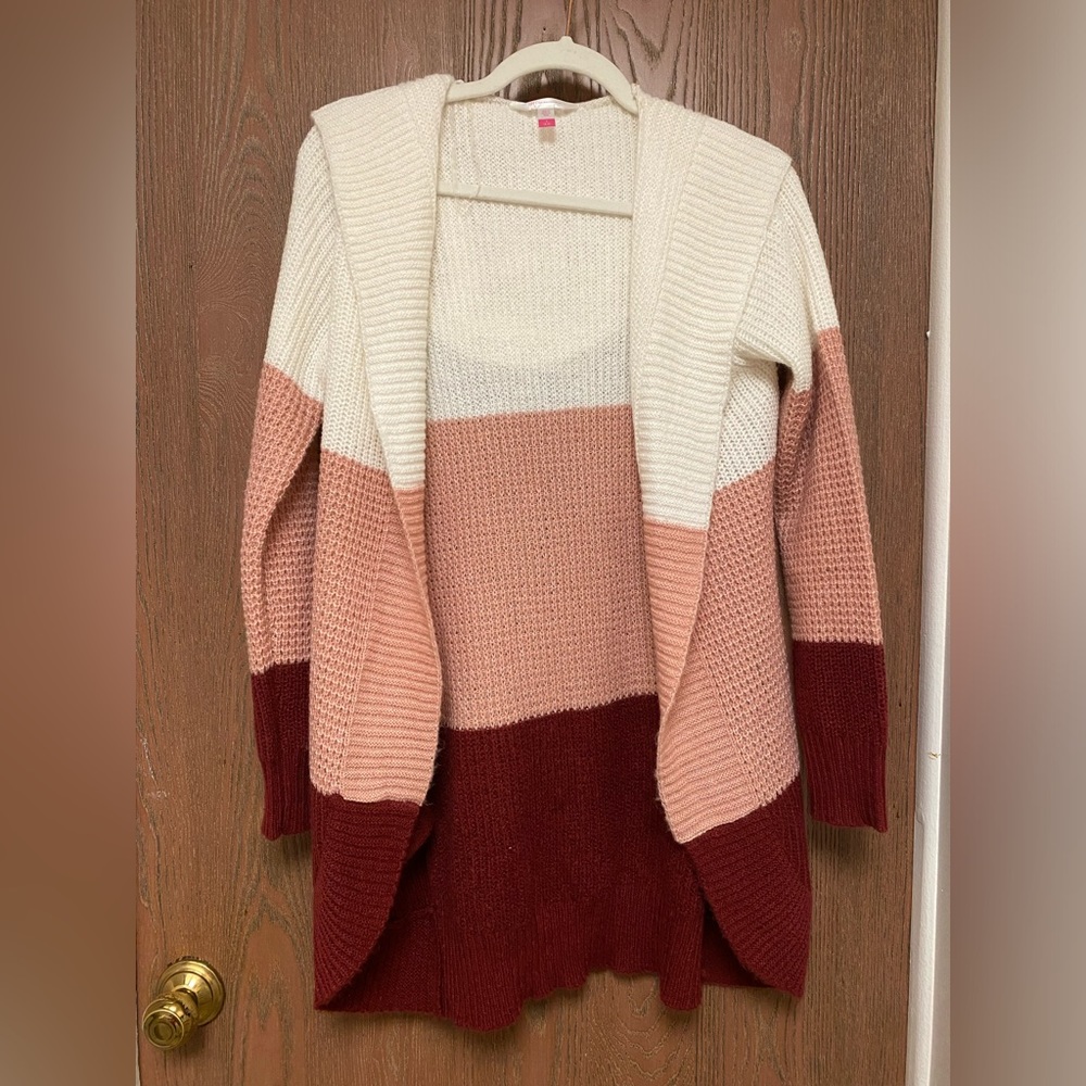 No Boundaries Juniors Cocoon Sweater